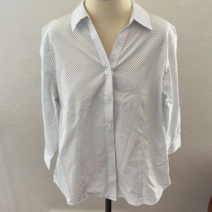 NWT Chico's Button Down 3/4 Sleeved Shirt